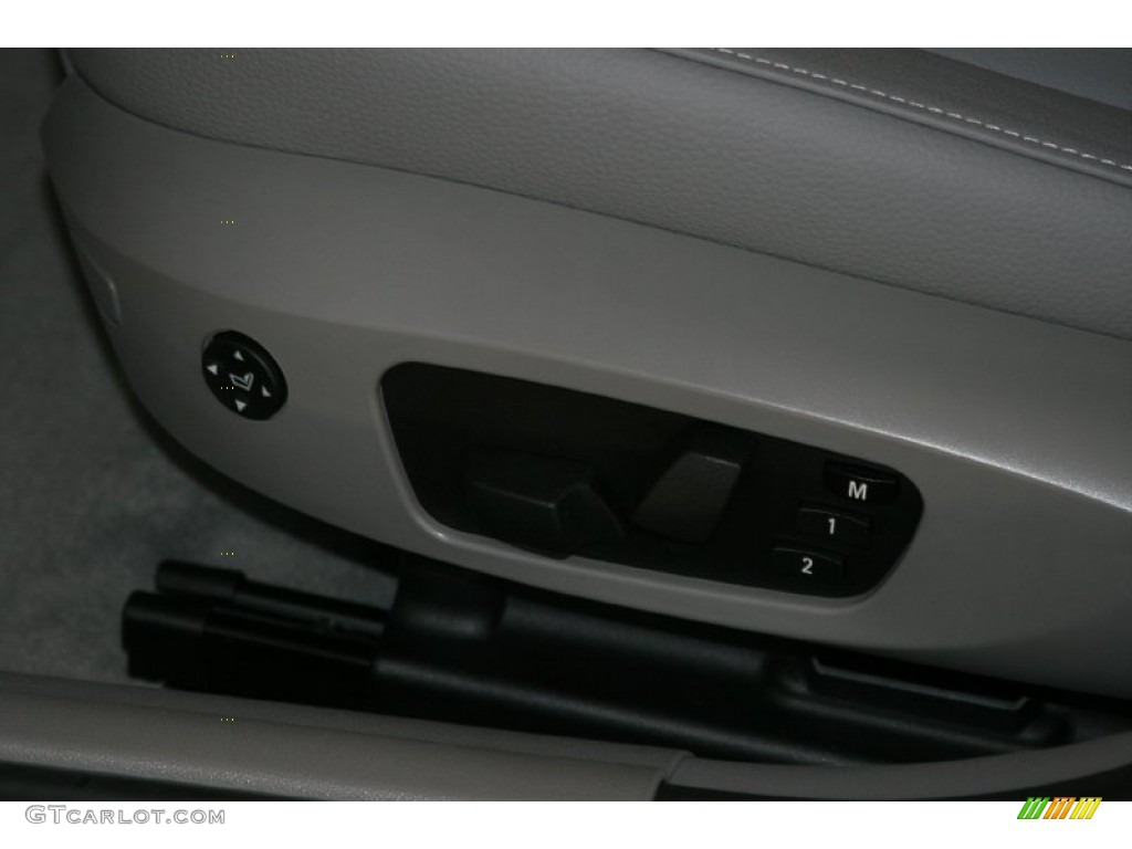 2011 3 Series 328i Sedan - Space Gray Metallic / Gray Dakota Leather photo #13