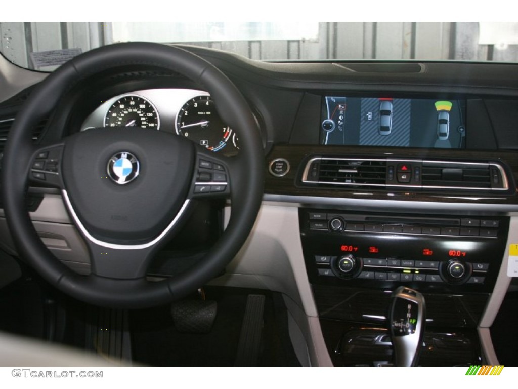 2012 BMW 7 Series 750i Sedan Oyster/Black Dashboard Photo #50275620