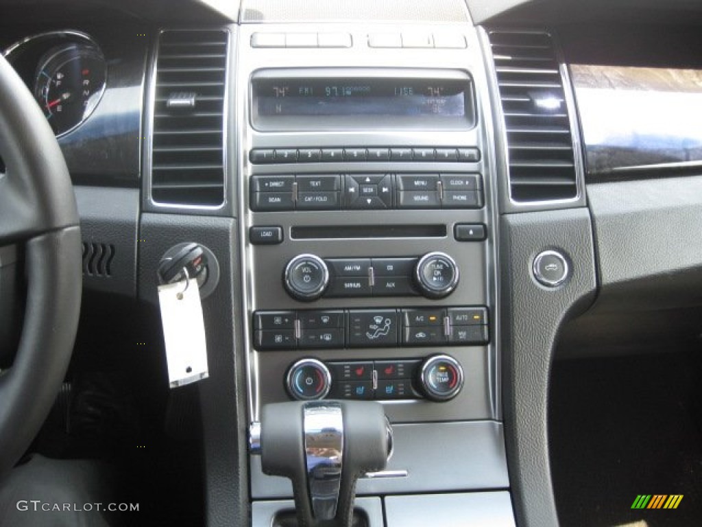 2011 Ford Taurus Limited AWD Controls Photo #50276118