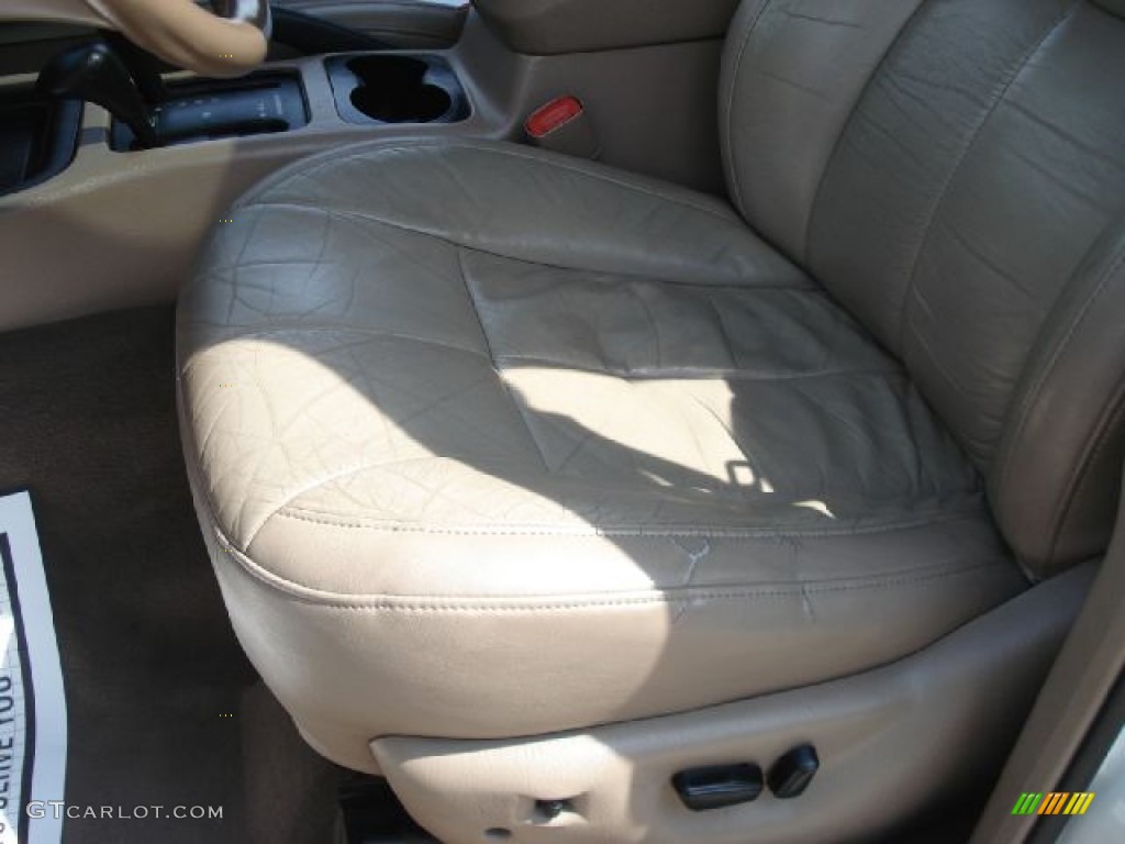 2004 Grand Cherokee Limited 4x4 - Stone White / Sandstone photo #9