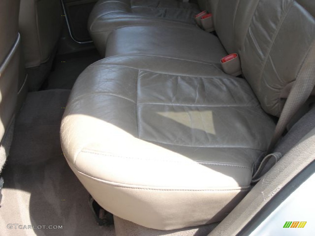 2004 Grand Cherokee Limited 4x4 - Stone White / Sandstone photo #11