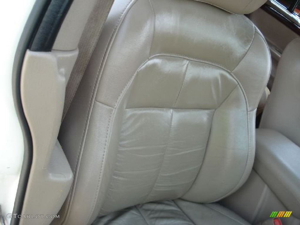 2004 Grand Cherokee Limited 4x4 - Stone White / Sandstone photo #15