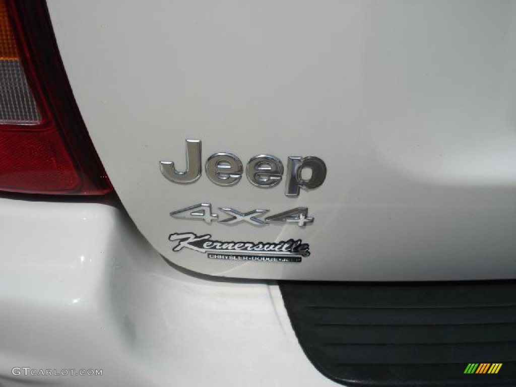 2004 Grand Cherokee Limited 4x4 - Stone White / Sandstone photo #36