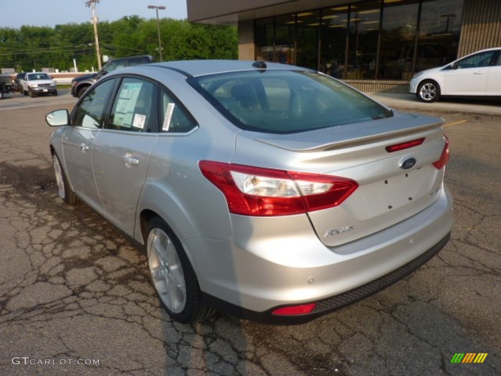 2012 Focus Titanium Sedan - Ingot Silver Metallic / Charcoal Black Leather photo #2