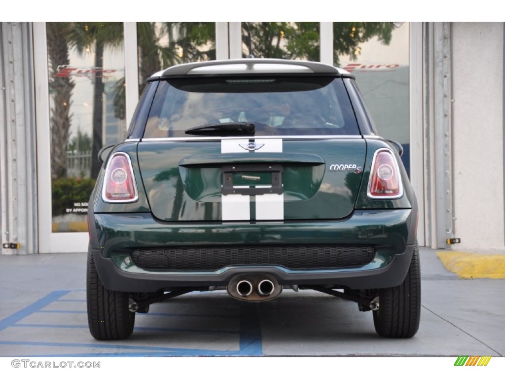2010 Cooper S Hardtop - British Racing Green Metallic / Grey/Carbon Black photo #6