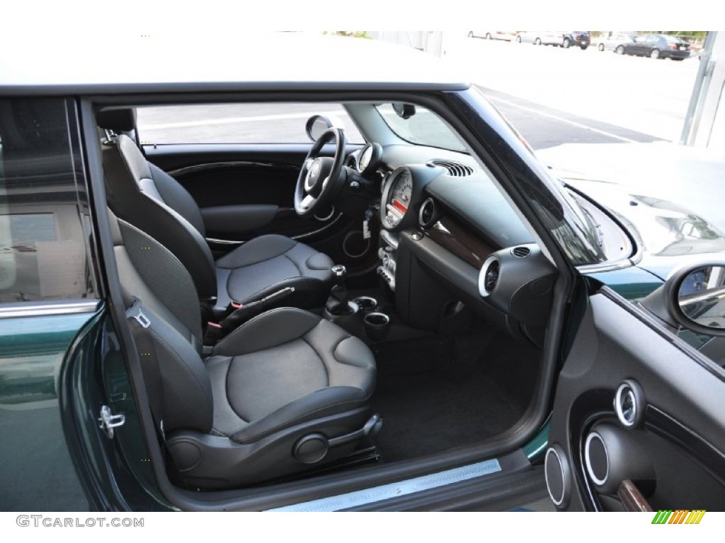 2010 Cooper S Hardtop - British Racing Green Metallic / Grey/Carbon Black photo #30