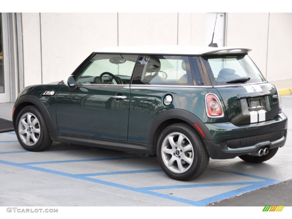 2010 Cooper S Hardtop - British Racing Green Metallic / Grey/Carbon Black photo #40