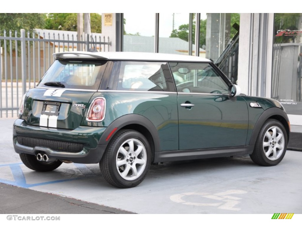 2010 Cooper S Hardtop - British Racing Green Metallic / Grey/Carbon Black photo #43