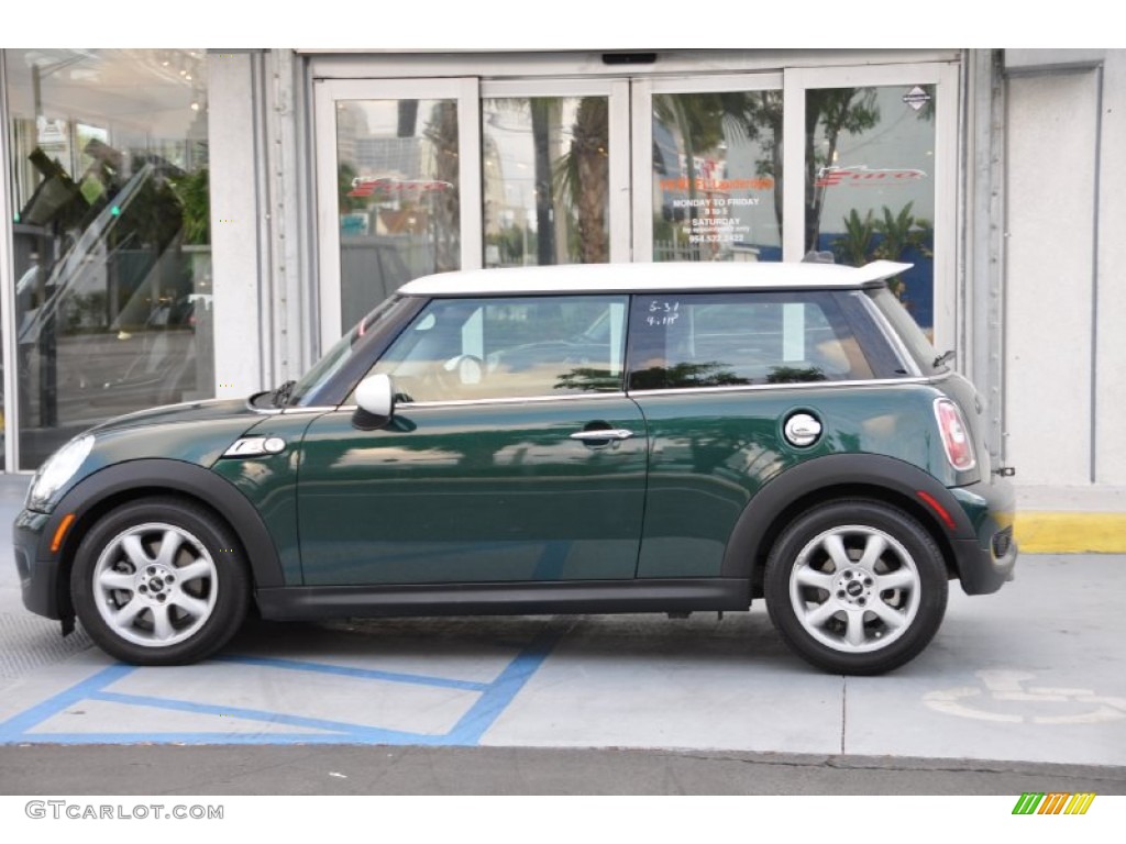 2010 Cooper S Hardtop - British Racing Green Metallic / Grey/Carbon Black photo #45