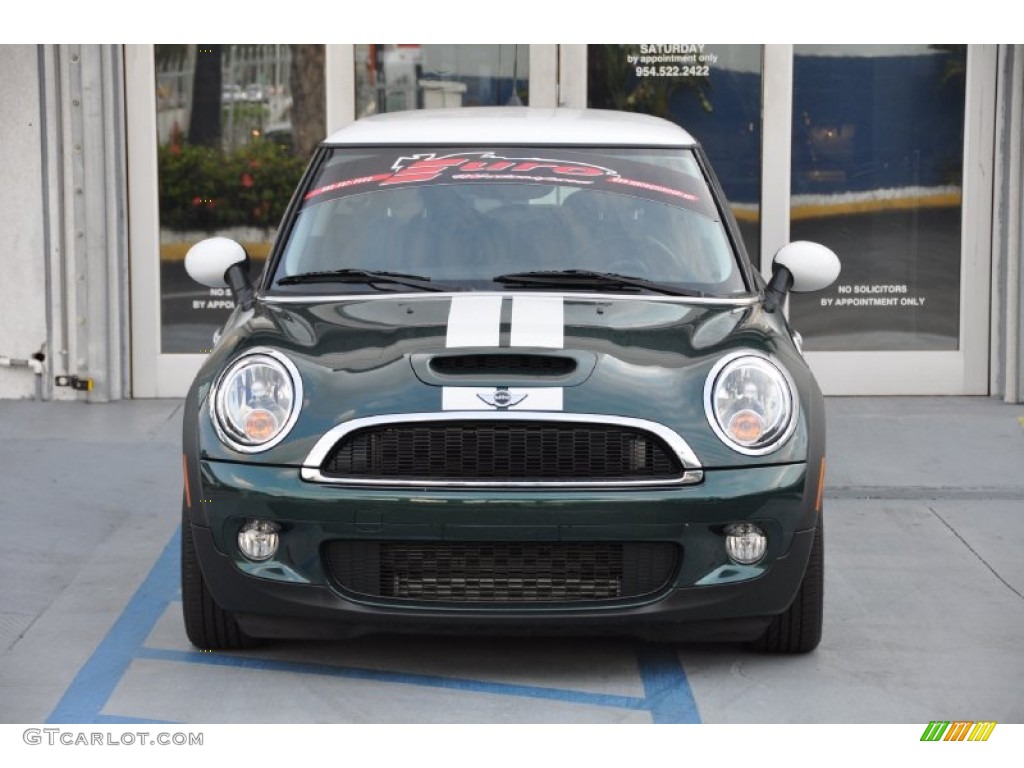 2010 Cooper S Hardtop - British Racing Green Metallic / Grey/Carbon Black photo #48