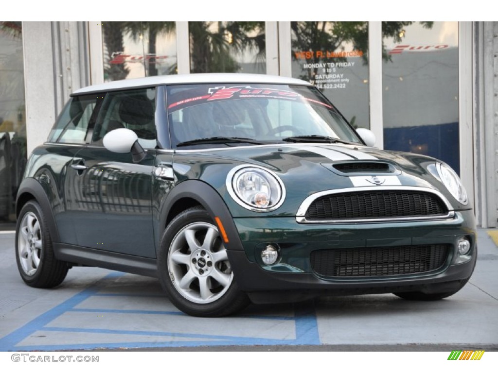 2010 Cooper S Hardtop - British Racing Green Metallic / Grey/Carbon Black photo #52
