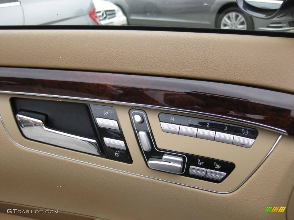 2008 Mercedes-Benz S 550 Sedan Controls Photo #50281349