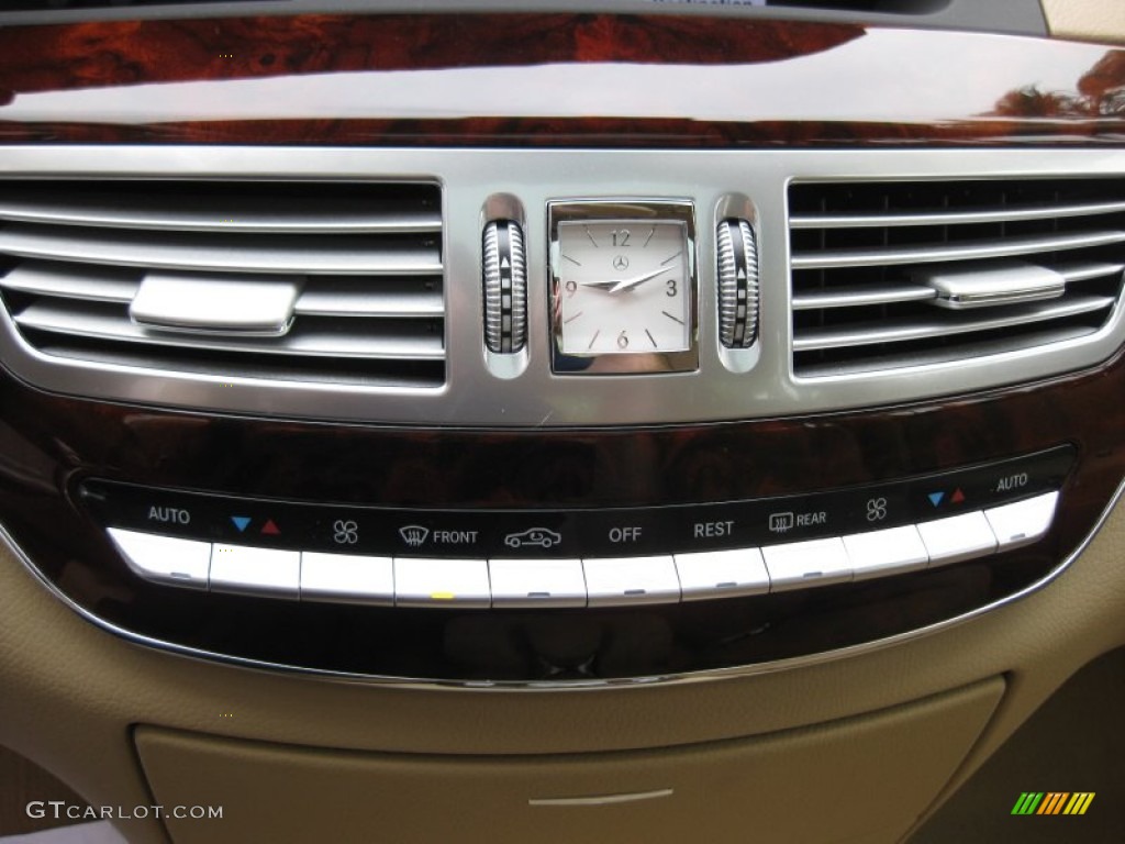 2008 Mercedes-Benz S 550 Sedan Controls Photo #50281485