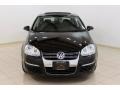 Black - Jetta SE Sedan Photo No. 2