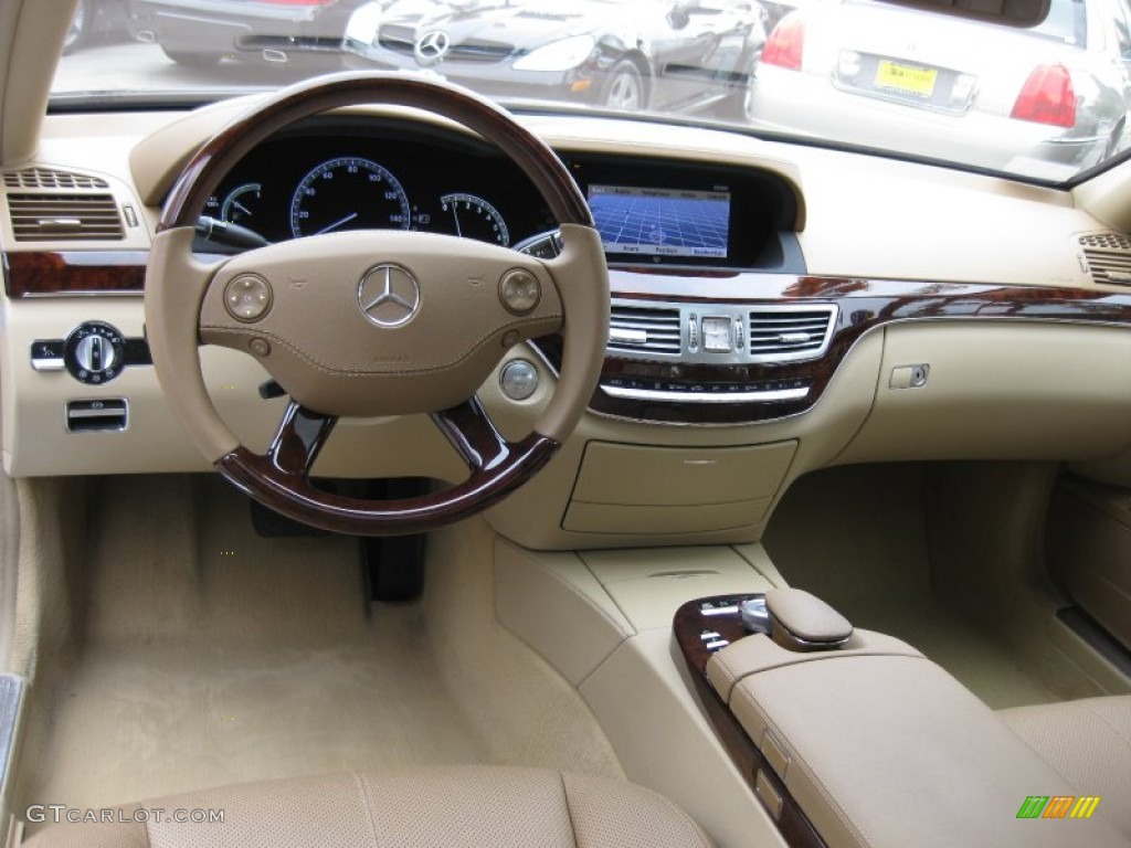 2008 Mercedes-Benz S 550 Sedan Cashmere/Savanna Dashboard Photo #50281584