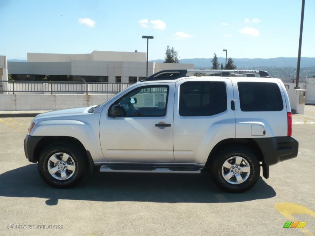 2010 Xterra S 4x4 - Silver Lightning Metallic / Gray photo #4