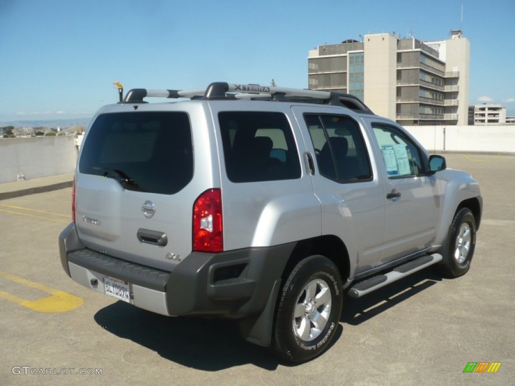 2010 Xterra S 4x4 - Silver Lightning Metallic / Gray photo #7