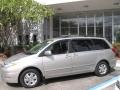 2006 Silver Shadow Pearl Toyota Sienna XLE  photo #5