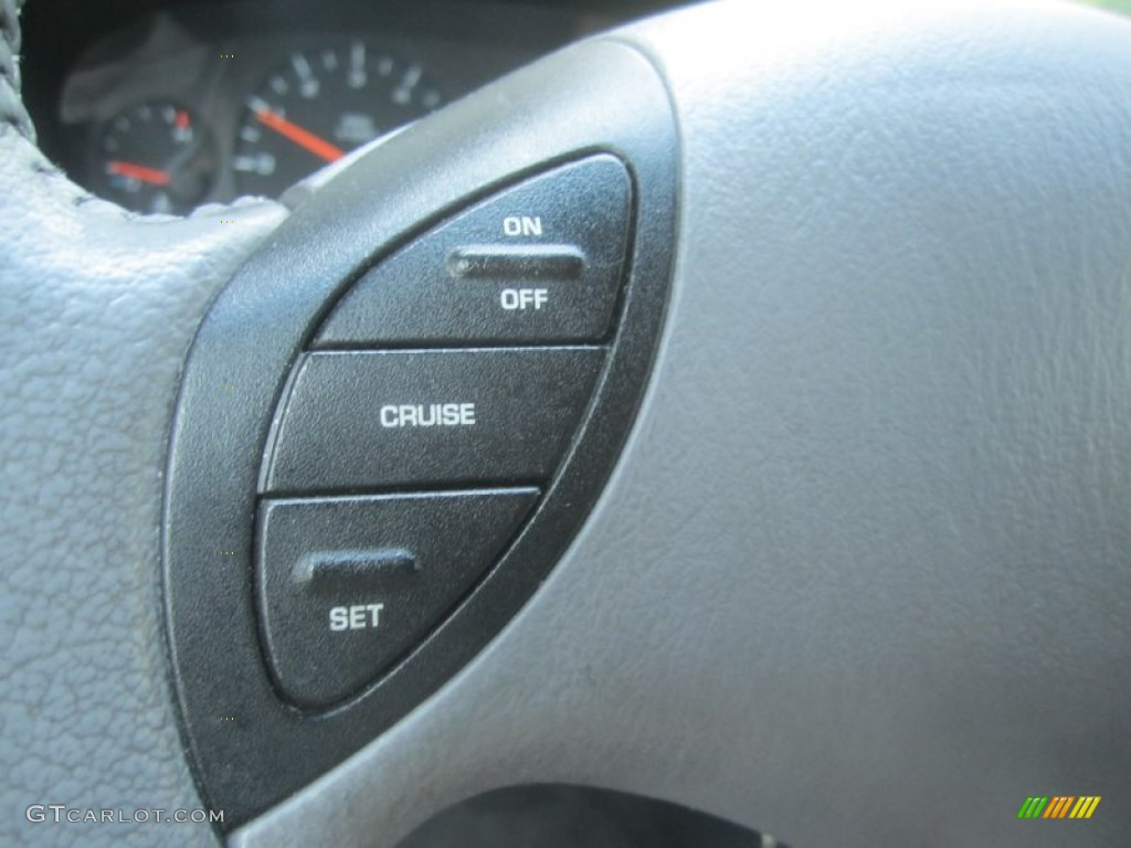 2000 Dodge Grand Caravan SE Controls Photo #50283702