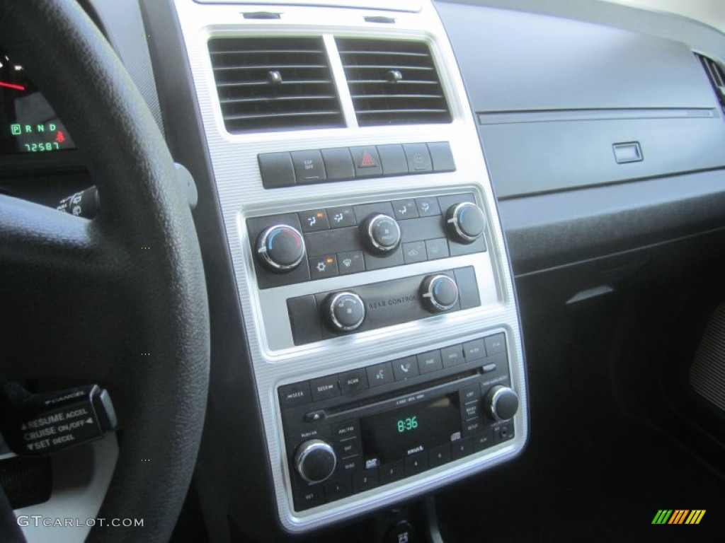 2009 Dodge Journey SXT Controls Photo #50284530