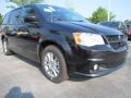 Brilliant Black Crystal Pearl 2011 Dodge Grand Caravan R/T Exterior