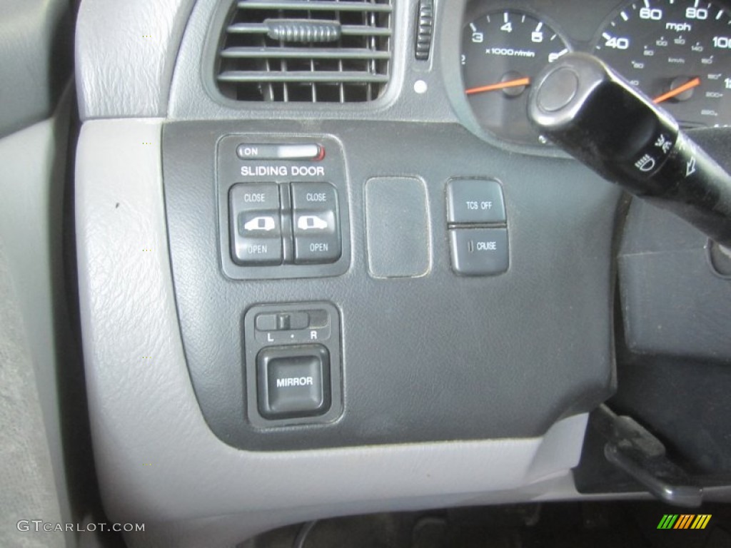 2003 Honda Odyssey EX Controls Photo #50284935