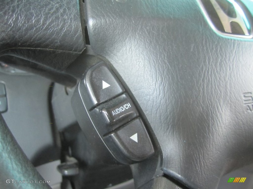 2003 Honda Odyssey EX Controls Photo #50284968