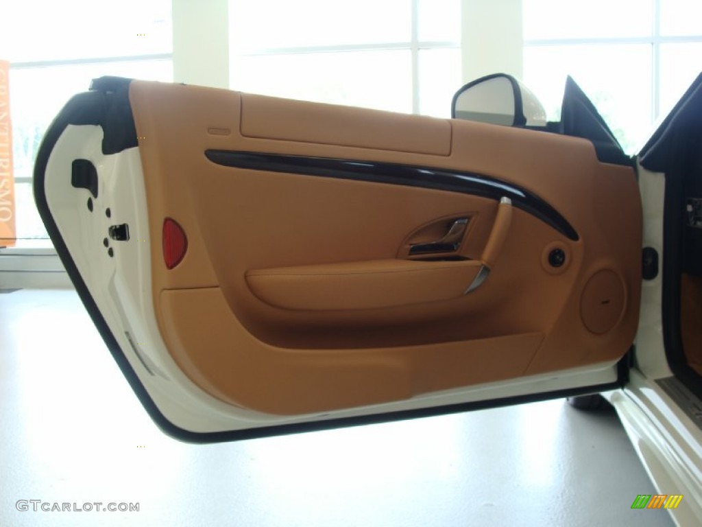 2011 Maserati GranTurismo S Cuoio Door Panel Photo #50287299