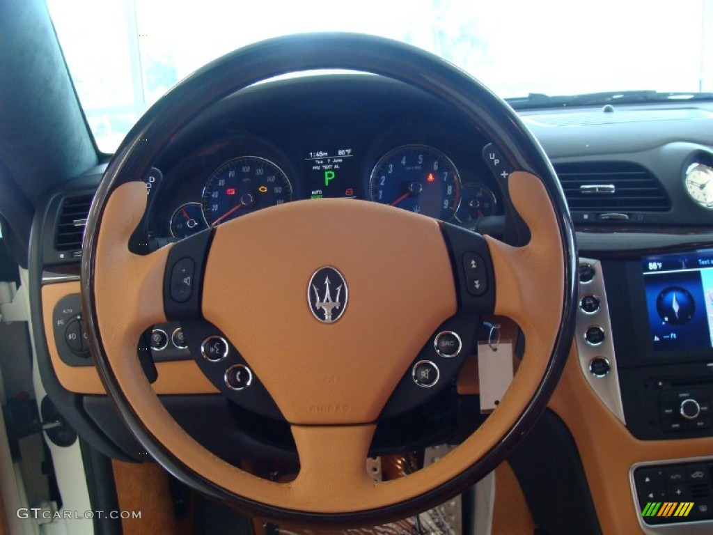 2011 Maserati GranTurismo S Cuoio Steering Wheel Photo #50287368