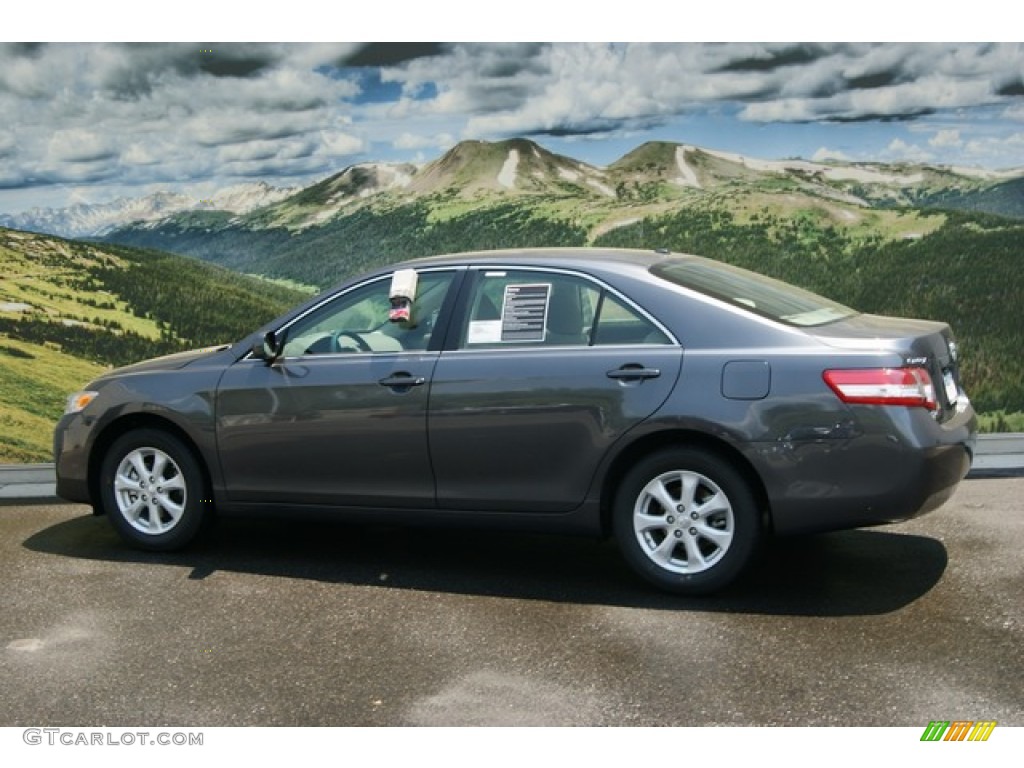 2011 Camry LE - Magnetic Gray Metallic / Bisque photo #3