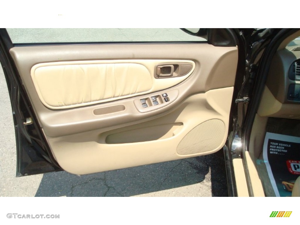 2001 Nissan Altima GLE Blond Door Panel Photo #50288655