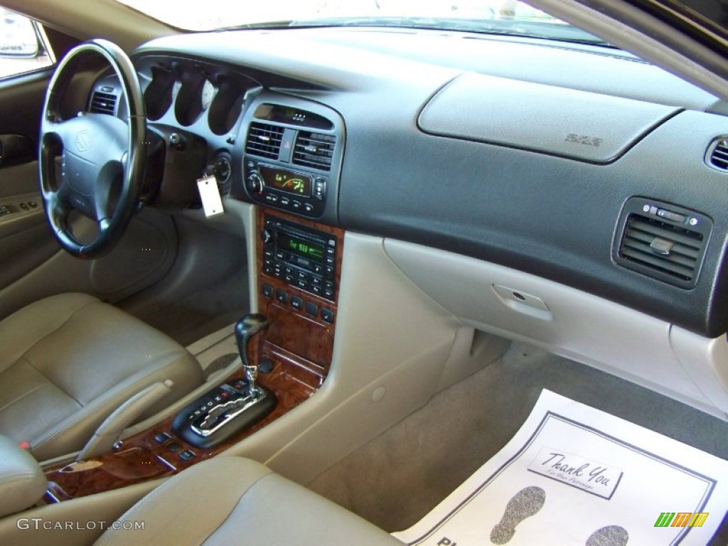 2004 Suzuki Verona EX Dashboard Photos