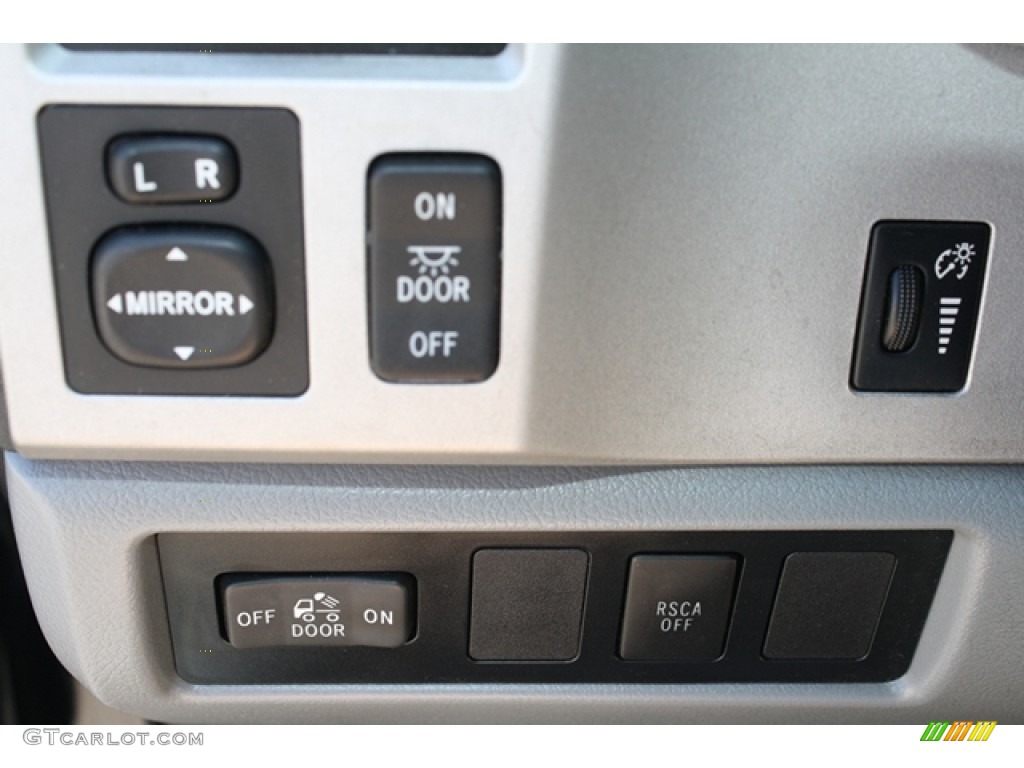 2007 Toyota Tundra SR5 Regular Cab Controls Photo #50289528