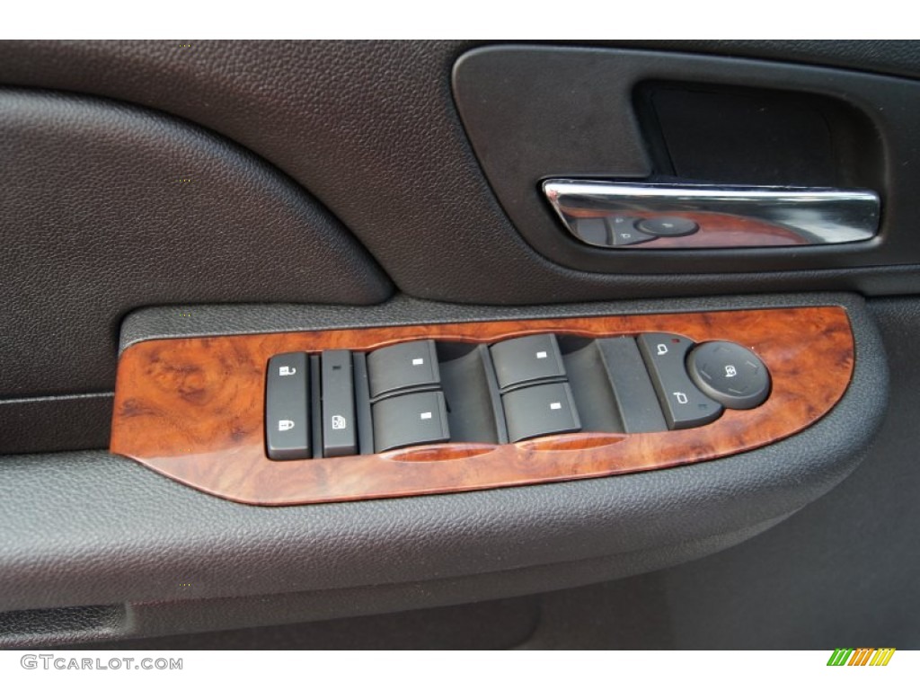 2007 Chevrolet Tahoe LT 4x4 Controls Photo #50290179