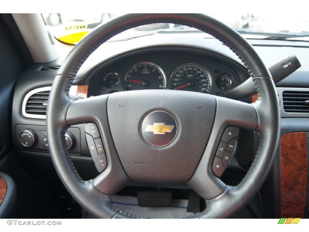 2007 Chevrolet Tahoe LT 4x4 Ebony Steering Wheel Photo #50290224