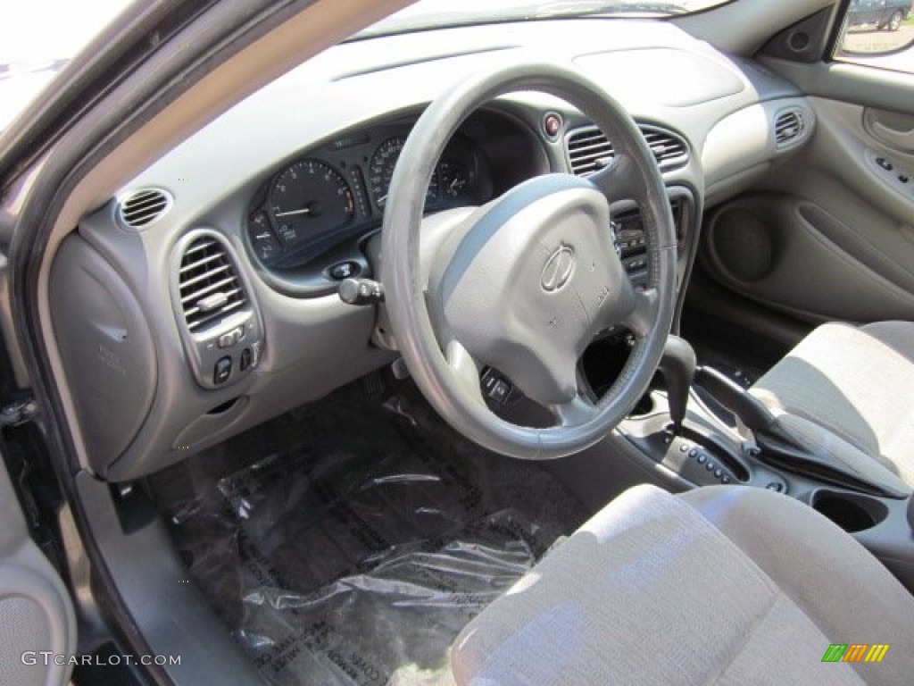 Pewter Interior 2003 Oldsmobile Alero GL Sedan Photo #50290548