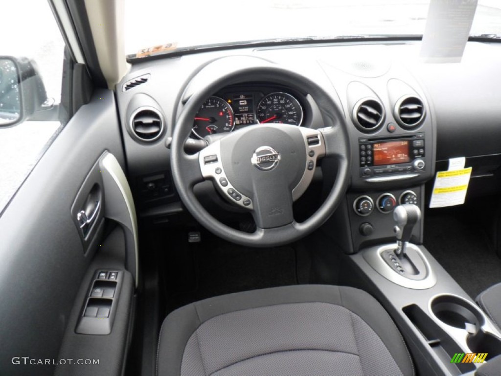 2011 Rogue SV AWD - Pearl White / Black photo #15