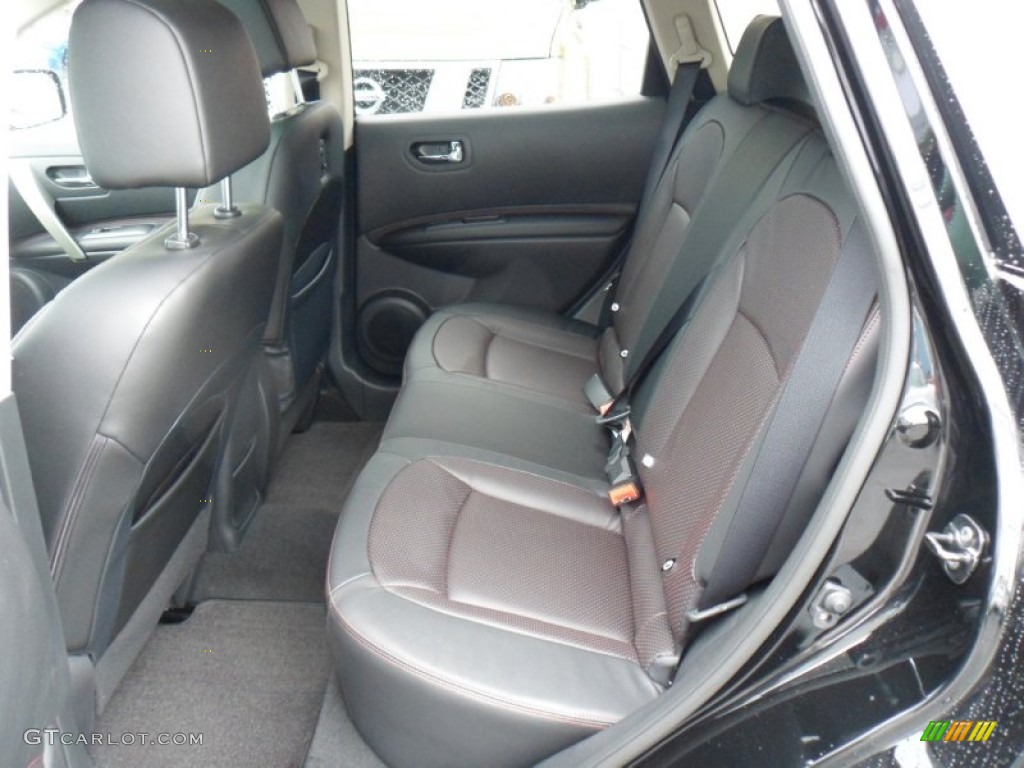 2011 Rogue SL AWD - Wicked Black / Black photo #15