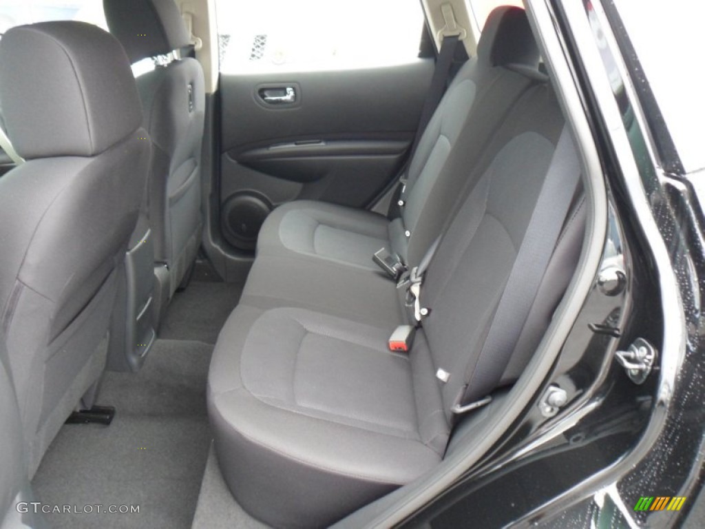 2011 Rogue S AWD - Wicked Black / Black photo #4