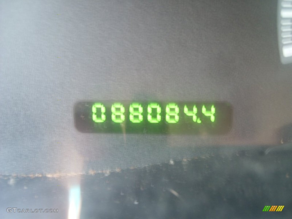 2002 F150 XL Regular Cab 4x4 - Silver Metallic / Medium Graphite photo #14