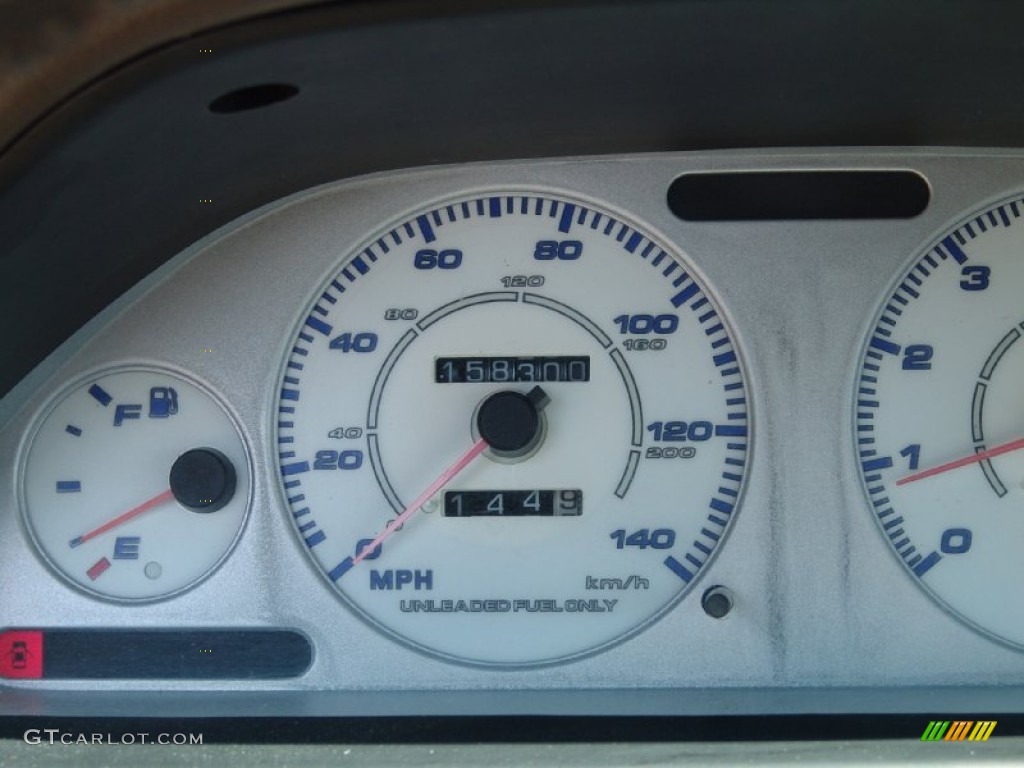 1998 Maxima GXE - Arctic White Pearl Metallic / Beige photo #14