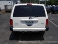 Stone White - Cherokee Sport 4x4 Photo No. 5