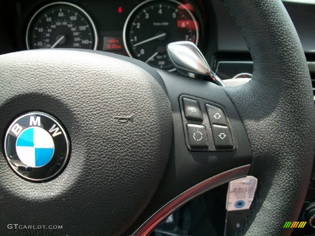 2010 BMW 3 Series 335i xDrive Coupe Controls Photo #50293356