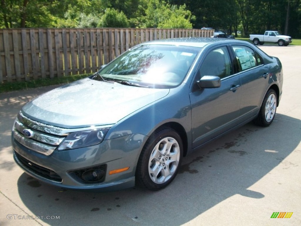 2011 Fusion SE - Steel Blue Metallic / Camel photo #1