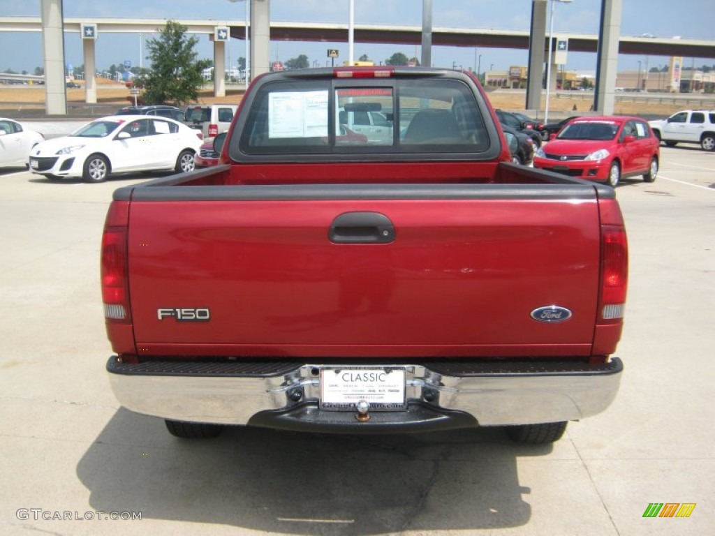 2003 F150 XL Regular Cab - Toreador Red Metallic / Medium Parchment Beige photo #3