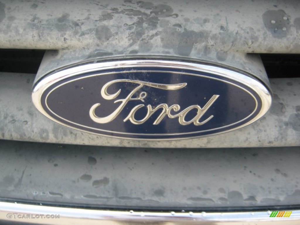 2003 Ford F150 XL Regular Cab Marks and Logos Photo #50296716