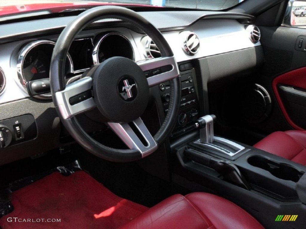 Red/Dark Charcoal Interior 2006 Ford Mustang GT Premium Coupe Photo #50297271