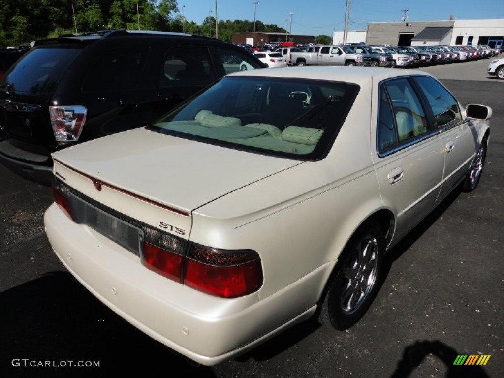 White Diamond 2003 Cadillac Seville STS Exterior Photo #50297757