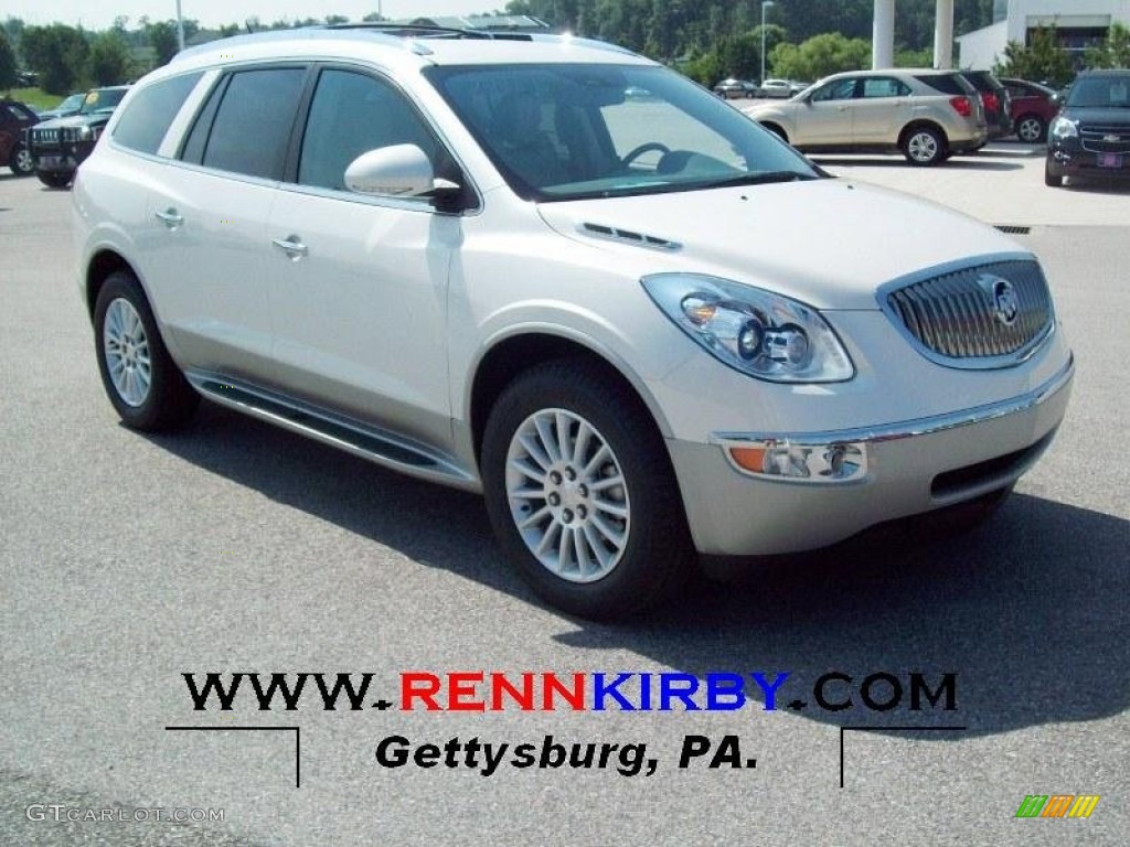 White Diamond Tricoat Buick Enclave