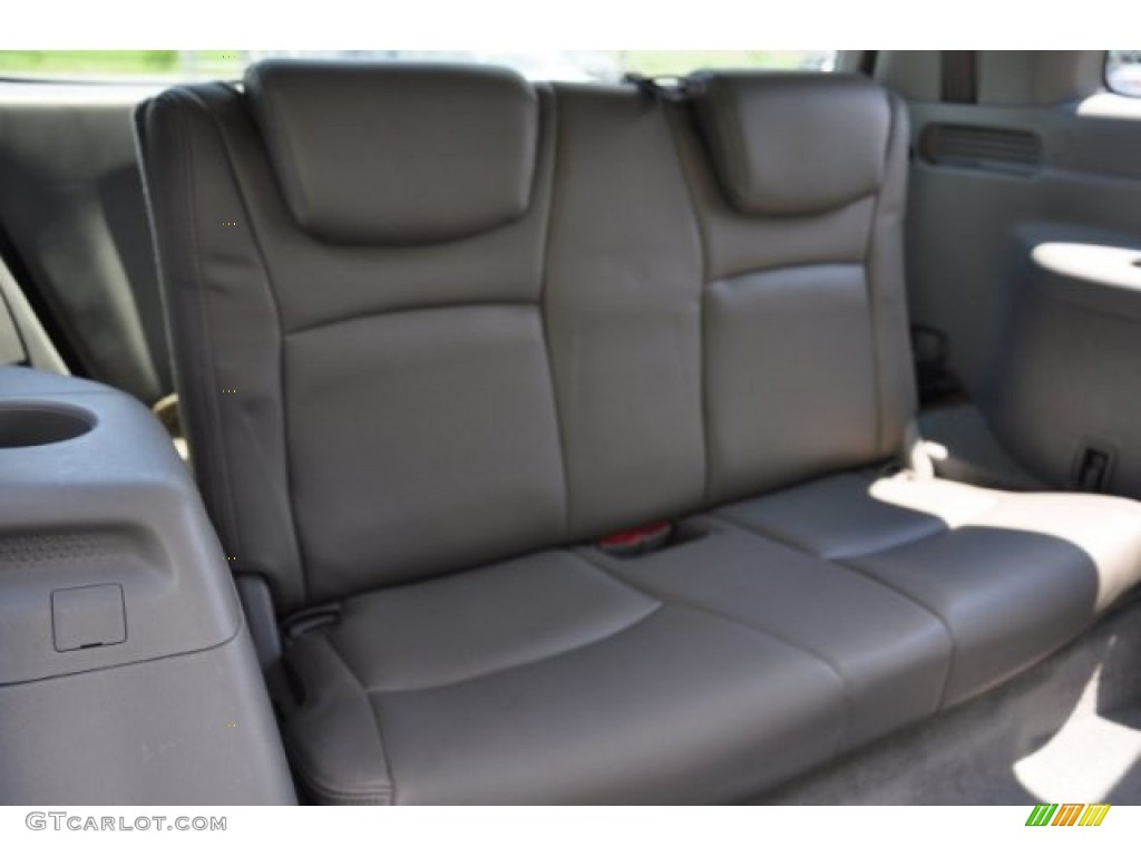 2004 Highlander V6 4WD - Super White / Ash photo #12
